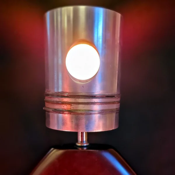 MANCAVE-Truck-Lamp-4