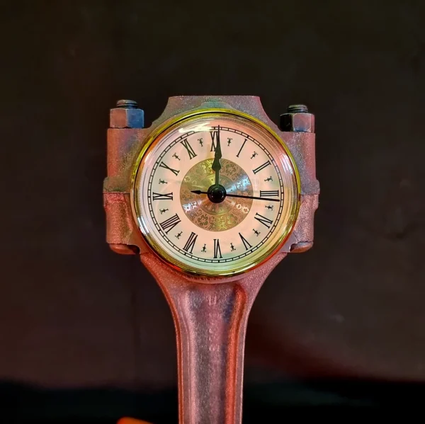 MANCAVE-Mustang Piston Watch 289-3
