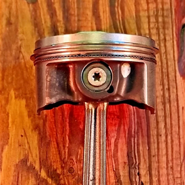 Mancave-Uhr-Bikepiston2