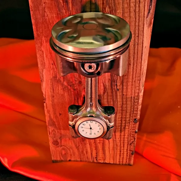 Mancave-Uhr-Bikepiston4